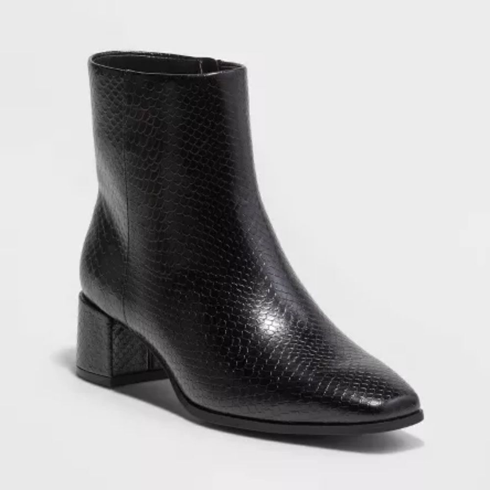 NWT ladies dress boots sz 7.5